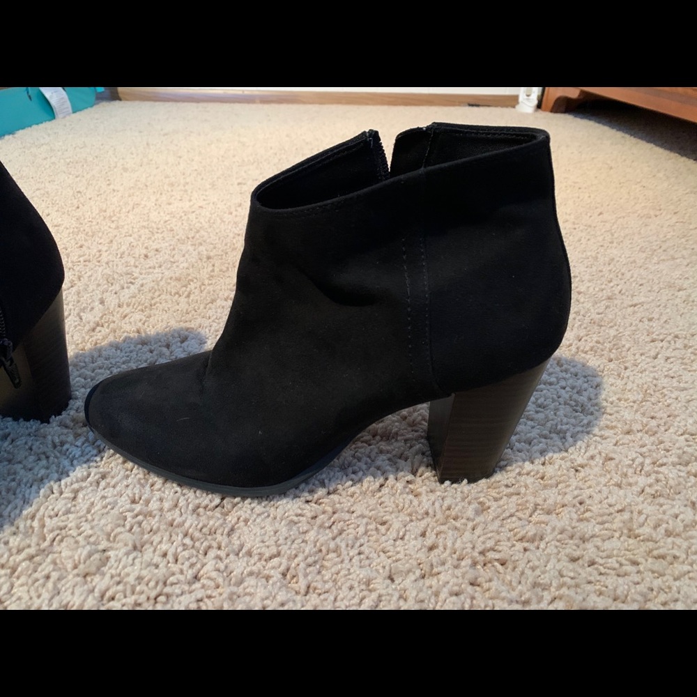 Black Boots